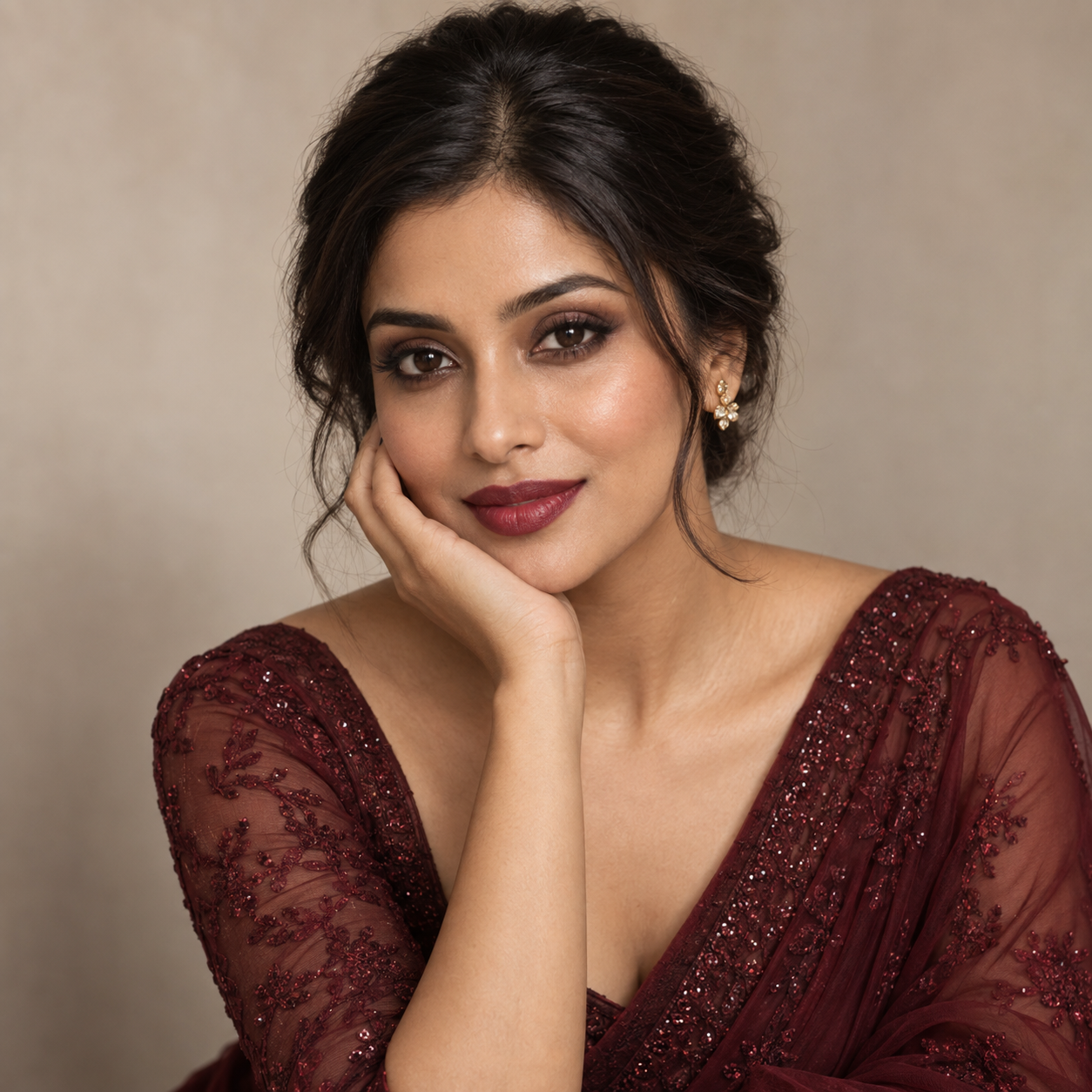 Berry lipstick and smoky bronze evening eye makeup